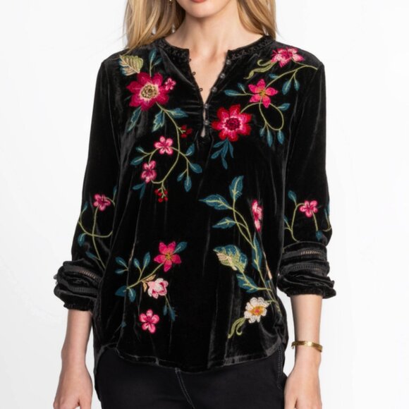 Johnny Was Rhoda Velvet Estate Floral Embroidered Blouse Black M NWT $350 - Picture 2 of 6